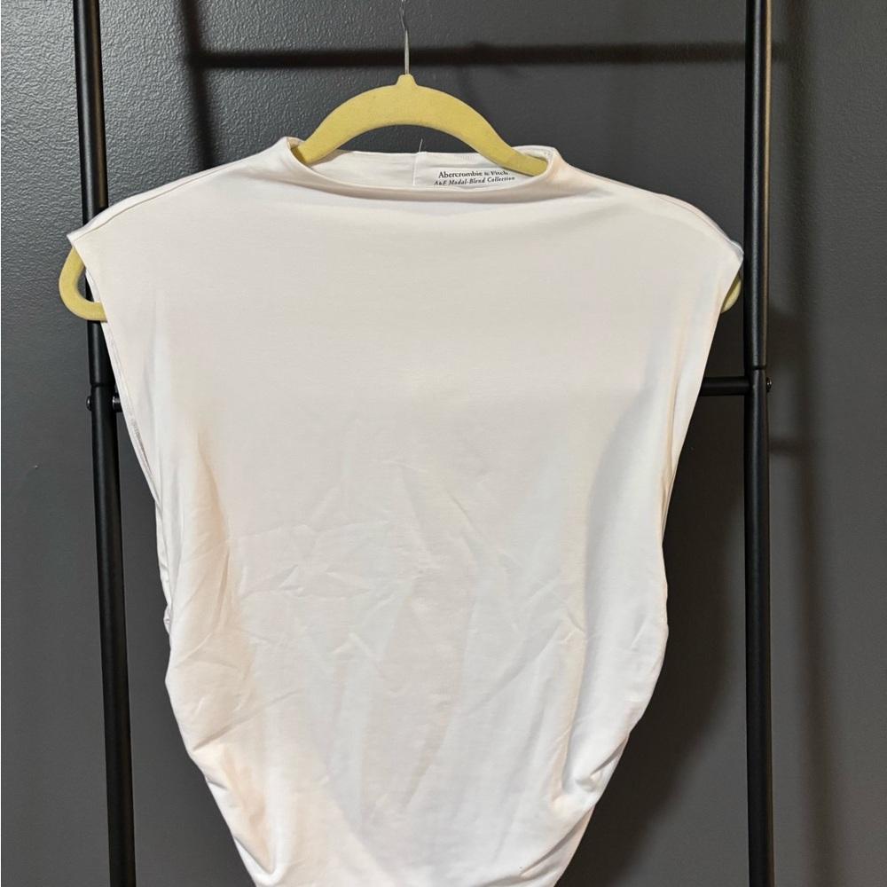 Abercrombie & Fitch Classic White Muscle Tee